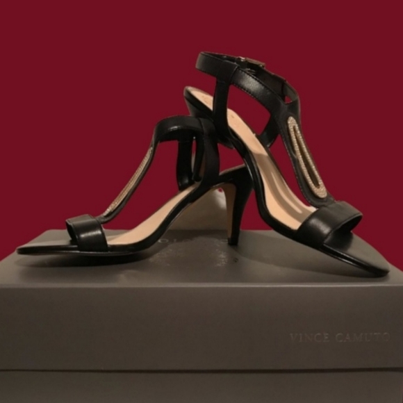 Vince Camuto "Manita" Leather Sandal - Picture 8 of 16